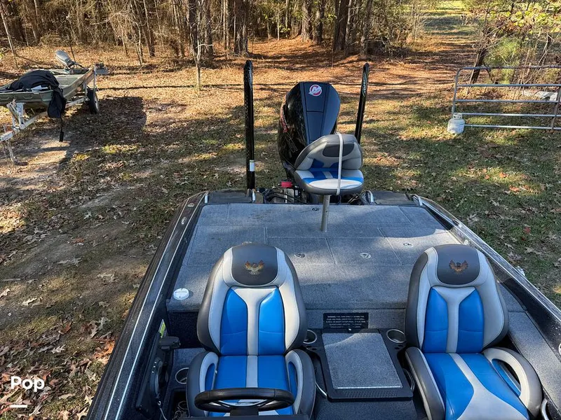 Slide: The Image of Phoenix Bass Boat 721 Pro XP 2019 - 14921793