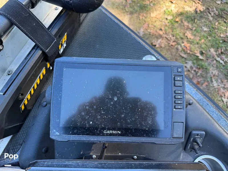 Slide: The Image of Phoenix Bass Boat 721 Pro XP 2019 - 14921804