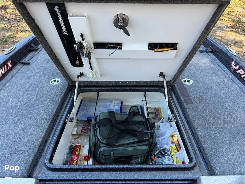 Slide: The Image of Phoenix Bass Boat 721 Pro XP 2019 - 14921986