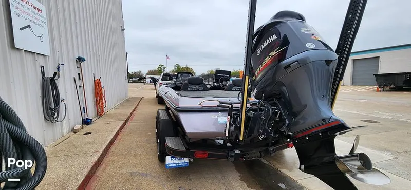 Slide: The Image of Skeeter ZX250 2019 - 14946876