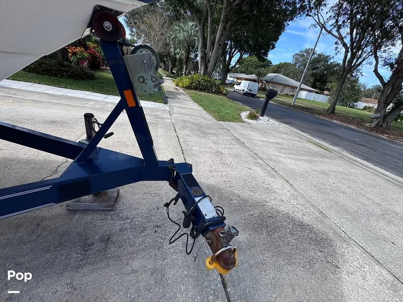 Slide: The Image of Regal 2100 Bowrider 2015 - 14916653