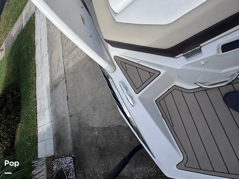 Slide: The Image of Regal 2100 Bowrider 2015 - 14916668