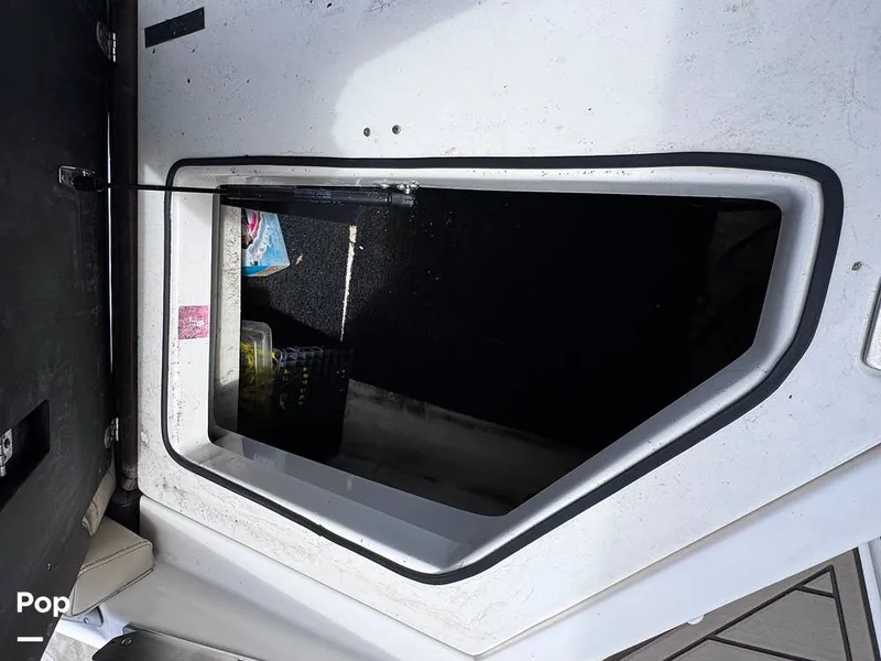 Slide: The Image of Regal 2100 Bowrider 2015 - 14916671