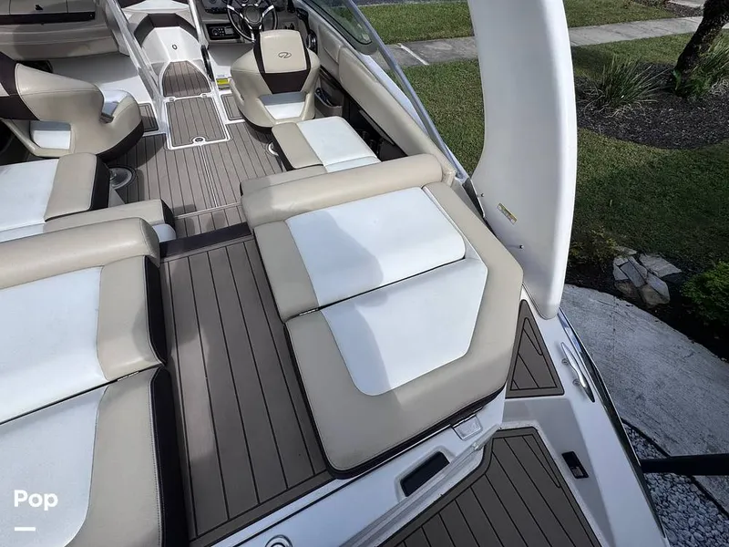 Slide: The Image of Regal 2100 Bowrider 2015 - 14916672