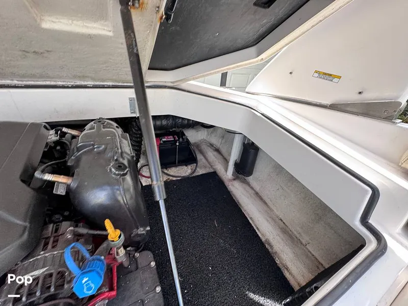 Slide: The Image of Regal 2100 Bowrider 2015 - 14916677