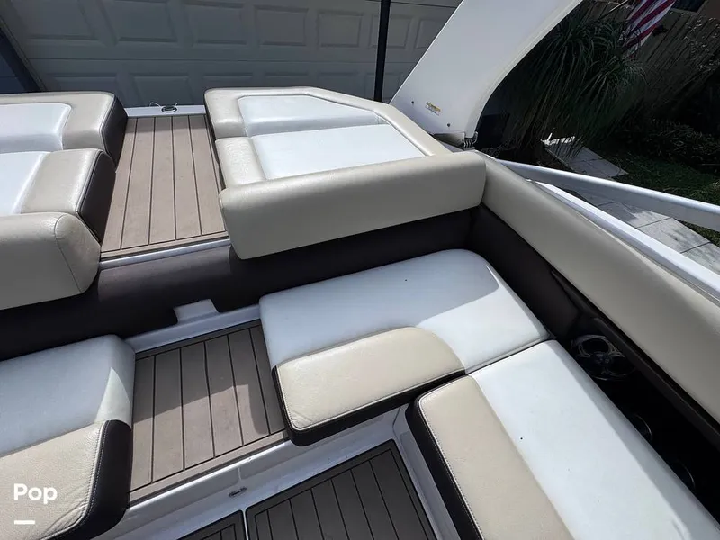 Slide: The Image of Regal 2100 Bowrider 2015 - 14916687