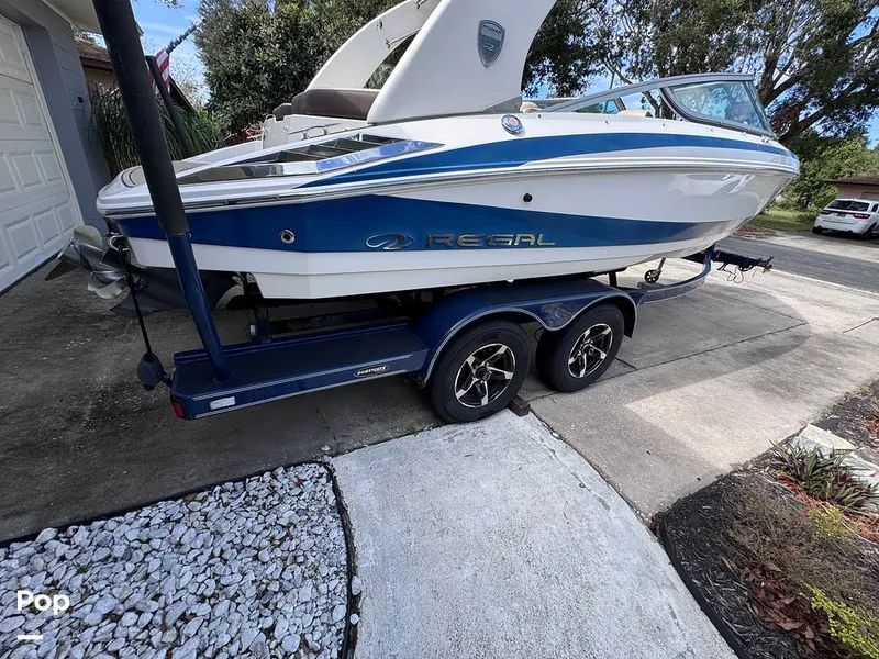 Slide: The Image of Regal 2100 Bowrider 2015 - 14916647
