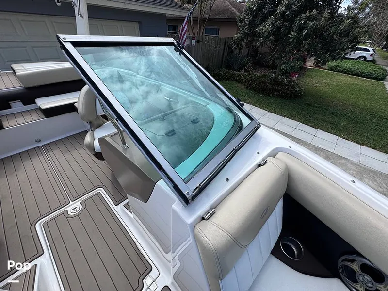 Slide: The Image of Regal 2100 Bowrider 2015 - 14916696