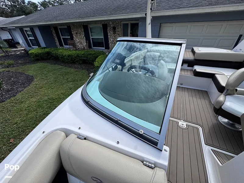 Slide: The Image of Regal 2100 Bowrider 2015 - 14916697