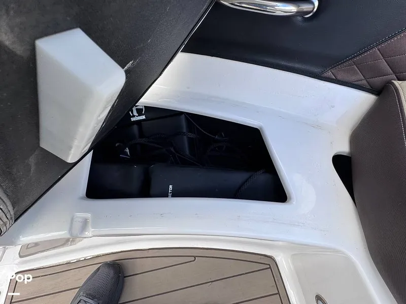 Slide: The Image of Regal 2100 Bowrider 2015 - 14916708