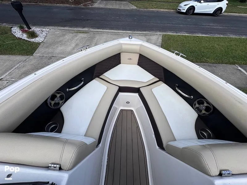 Slide: The Image of Regal 2100 Bowrider 2015 - 14916710