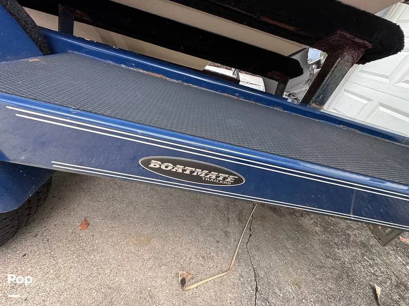 Slide: The Image of Regal 2100 Bowrider 2015 - 14916717