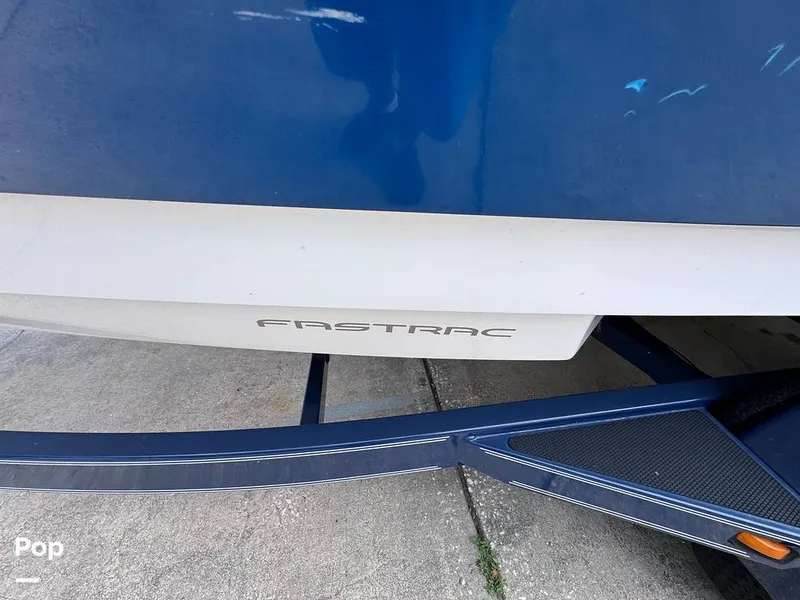 Slide: The Image of Regal 2100 Bowrider 2015 - 14916721