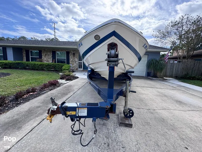 Slide: The Image of Regal 2100 Bowrider 2015 - 14916723