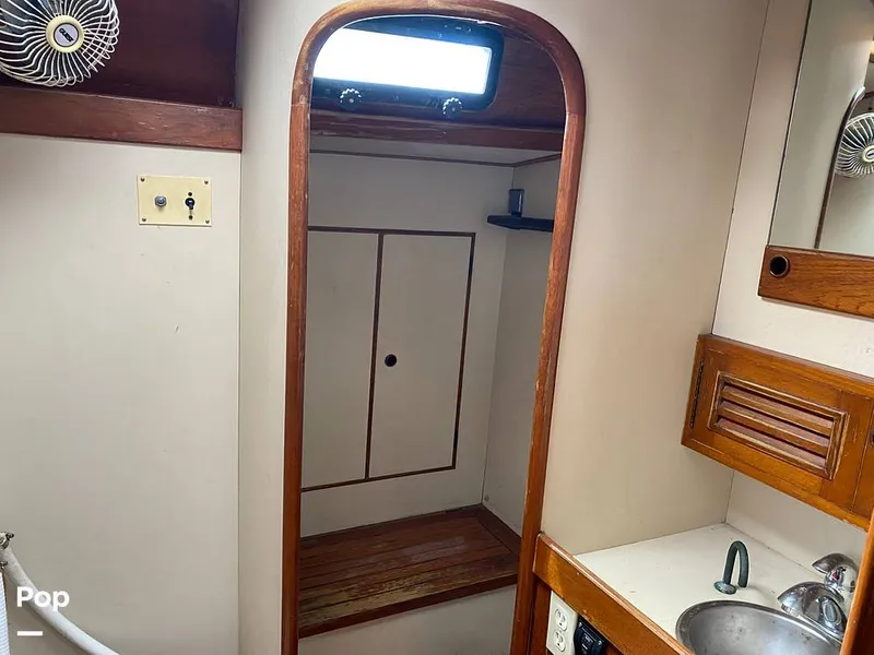 Slide: The Image of Cheoy Lee 42 Golden Wave 1987 - 15494971