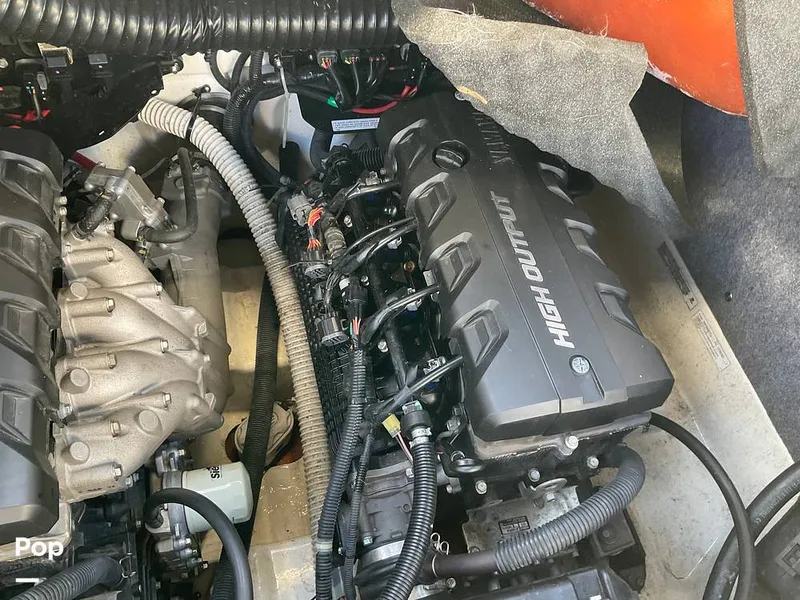 Slide: The Image of Yamaha E-Series 242 Limited 2018 - 15083518