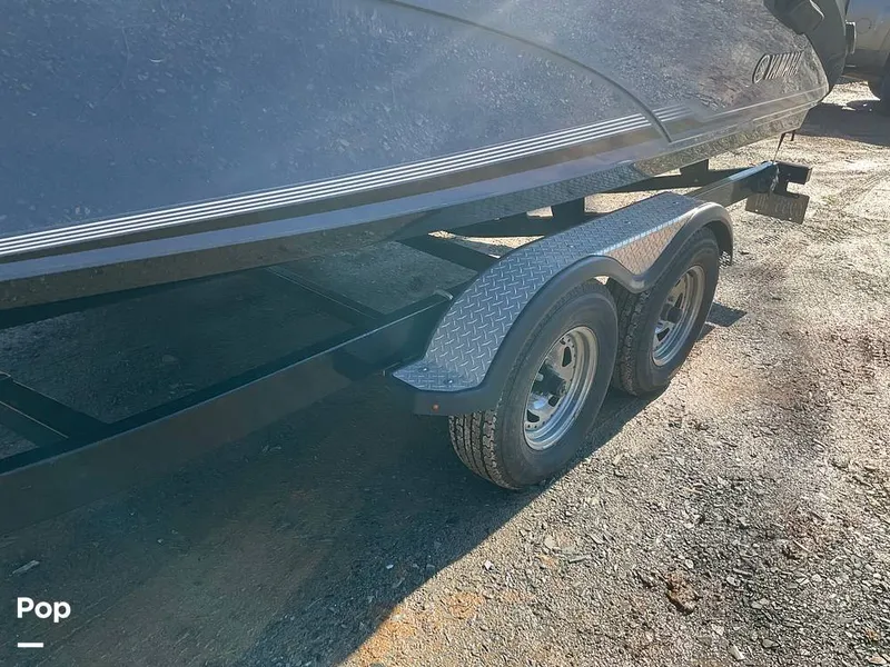 Slide: The Image of Yamaha E-Series 242 Limited 2018 - 15083573