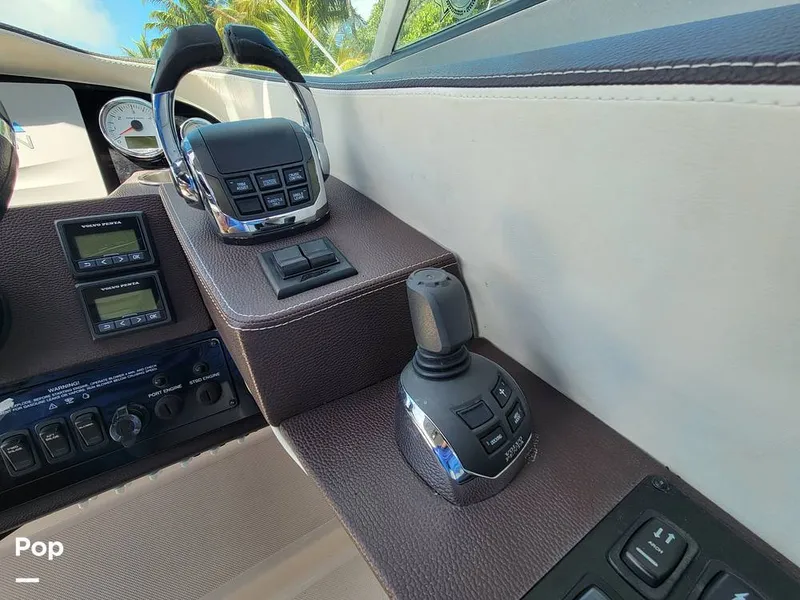 Slide: The Image of Regal 3200 2017 - 16261319