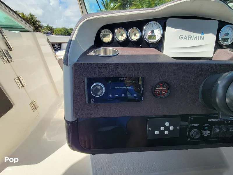 Slide: The Image of Regal 3200 2017 - 16261321