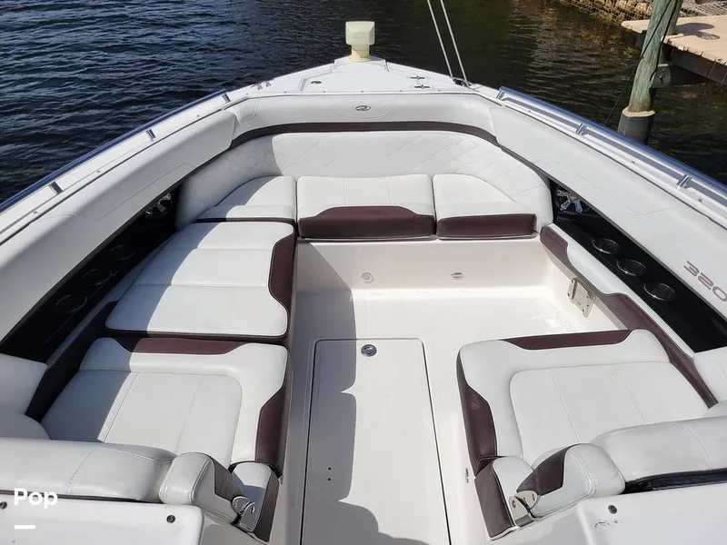 Slide: The Image of Regal 3200 2017 - 16261328