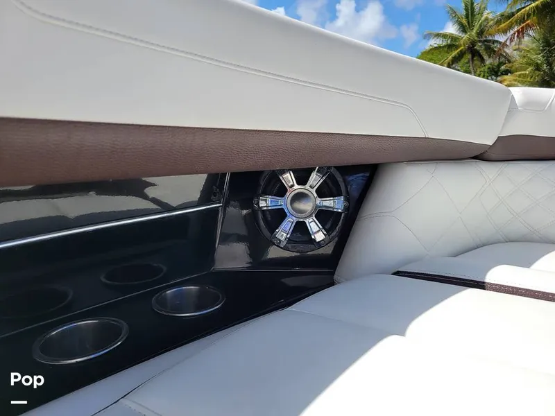 Slide: The Image of Regal 3200 2017 - 16261332