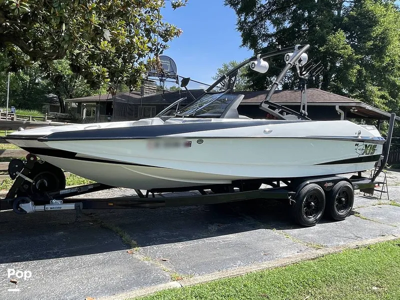 Slide: The Image of Axis A22 2013 - 15584913