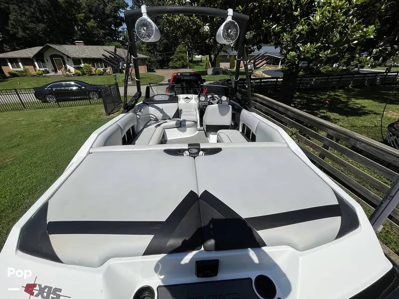 Slide: The Image of Axis A22 2013 - 15584916