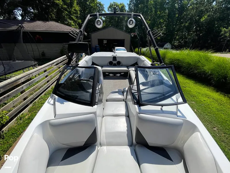 Slide: The Image of Axis A22 2013 - 15584921