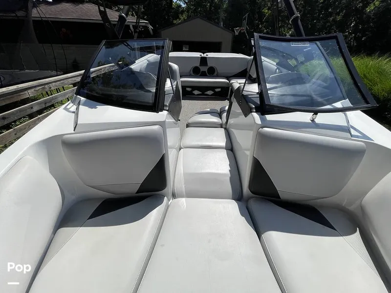 Slide: The Image of Axis A22 2013 - 15584923