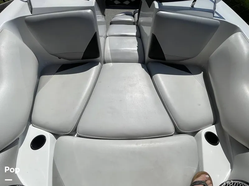 Slide: The Image of Axis A22 2013 - 15585068