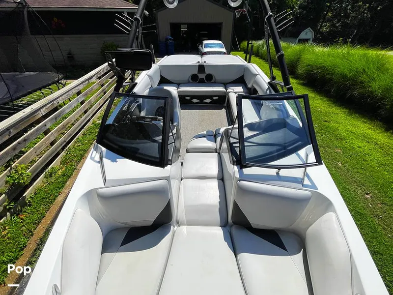 Slide: The Image of Axis A22 2013 - 15584922