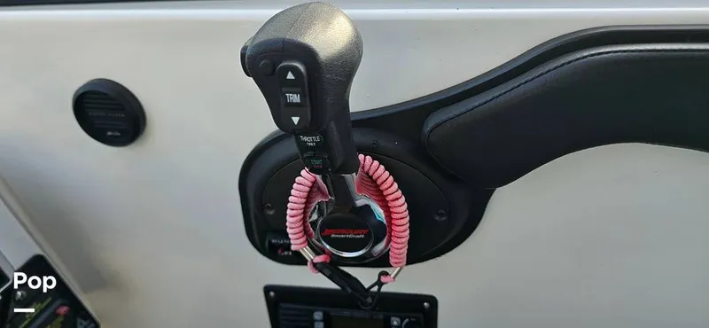 Slide: The Image of Rinker 290 EX 2018 - 15292186