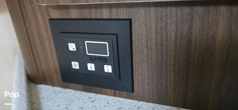 Slide: The Image of Rinker 290 EX 2018 - 15292201