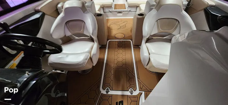 Slide: The Image of Scarab 255 Platinum SE Jet Boat 2018 - 14976486