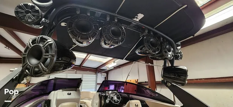 Slide: The Image of Scarab 255 Platinum SE Jet Boat 2018 - 14976501