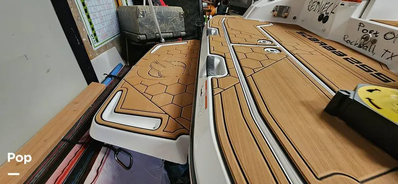 Slide: The Image of Scarab 255 Platinum SE Jet Boat 2018 - 14976423