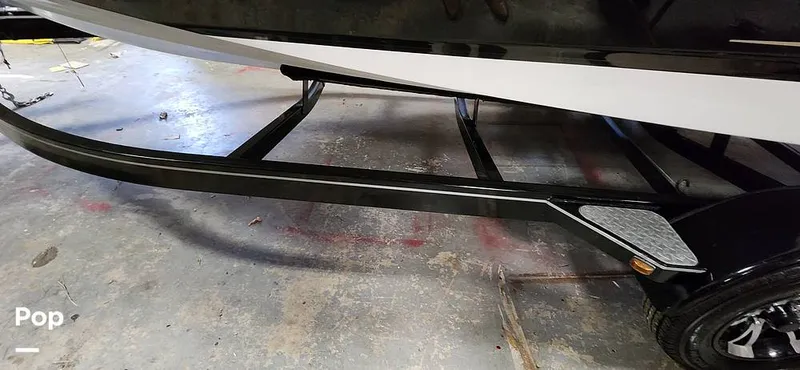 Slide: The Image of Scarab 255 Platinum SE Jet Boat 2018 - 14976434