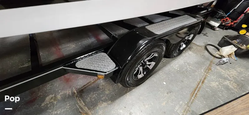 Slide: The Image of Scarab 255 Platinum SE Jet Boat 2018 - 14976439