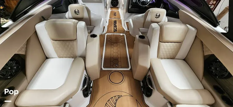 Slide: The Image of Scarab 255 Platinum SE Jet Boat 2018 - 14976448