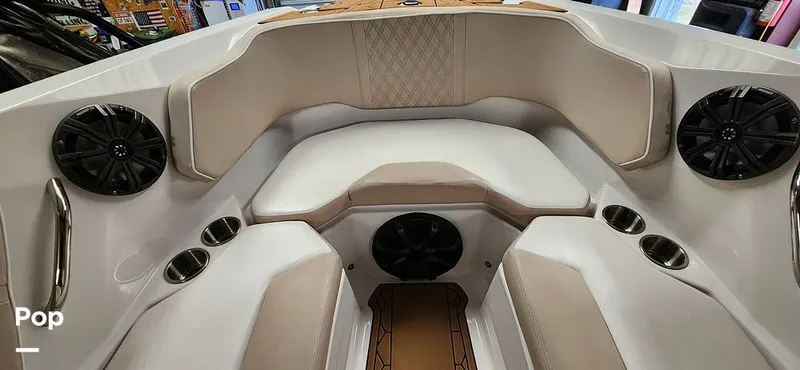 Slide: The Image of Scarab 255 Platinum SE Jet Boat 2018 - 14976472