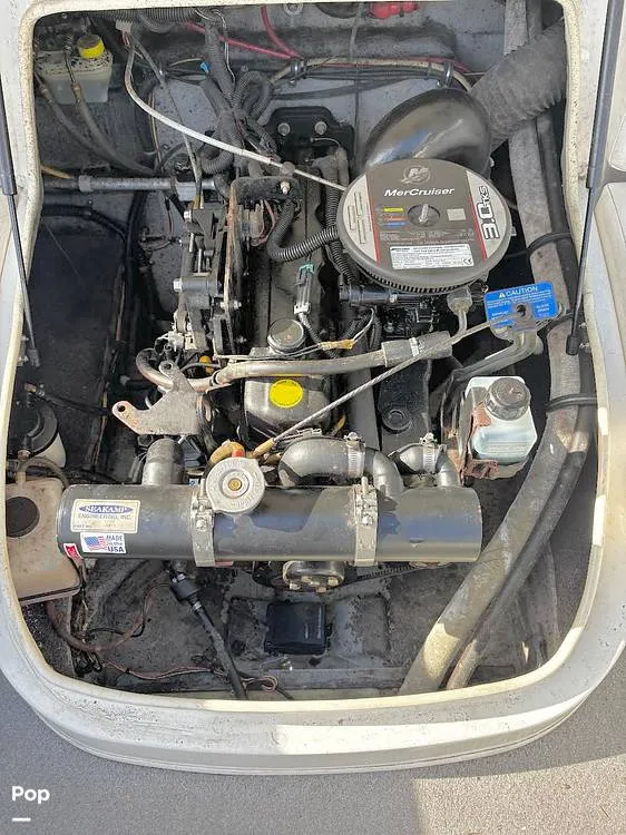 Slide: The Image of Mercruiser Power - 15756068