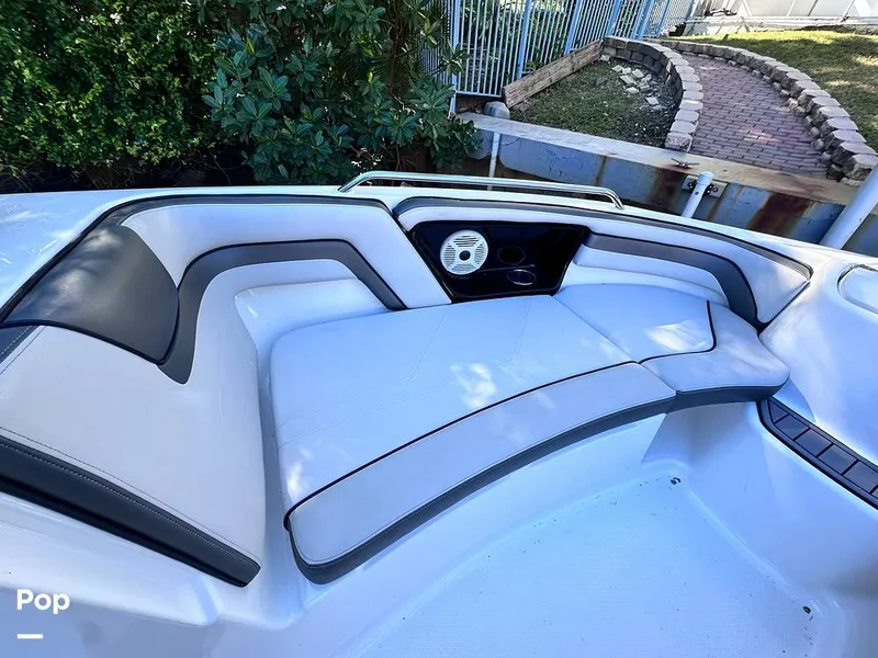 Slide: The Image of Yamaha AR240 2018 - 14954525