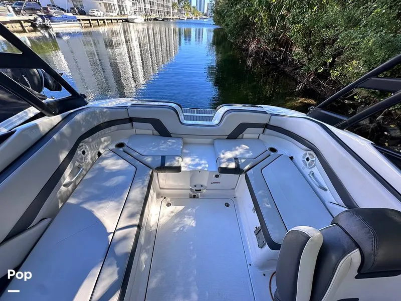 Slide: The Image of Seating Configuration Cockpit - 14954567