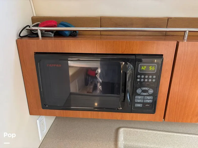 Slide: The Image of Wellcraft 330 Coastal 2005 - 14966576