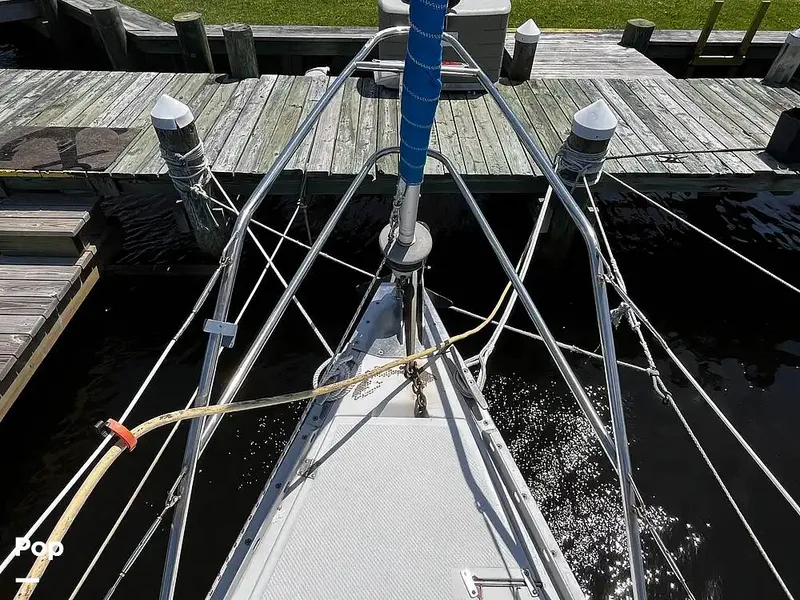 Slide: The Image of Hunter 34 1983 - 14967254