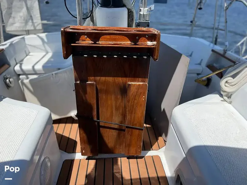 Slide: The Image of Hunter 34 1983 - 14967267