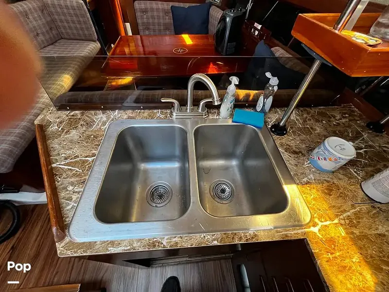 Slide: The Image of Hunter 34 1983 - 14967291