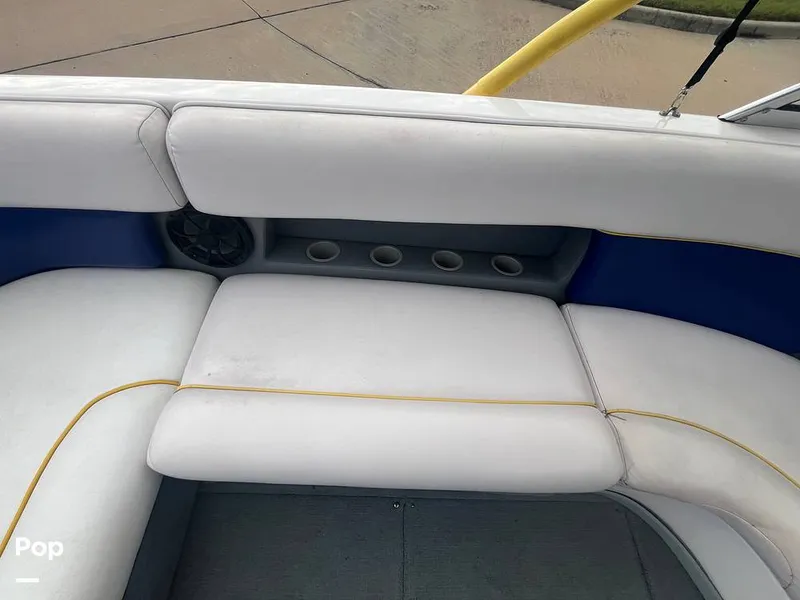 Slide: The Image of Bench Seat - 14961002