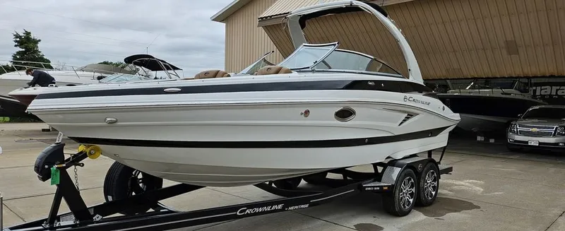 Slide: The Image of Crownline Boats 260 SS 2024 - 1