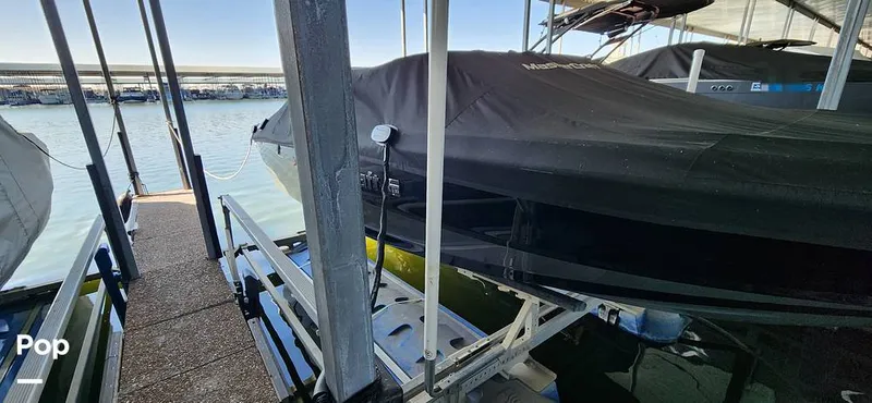 Slide: The Image of Mastercraft XT23 2021 - 14961390
